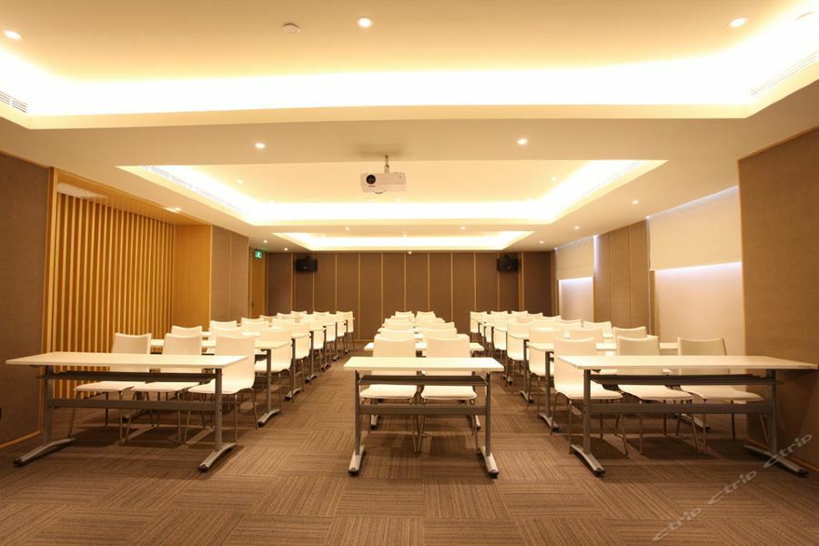 Ji Hotel Shanghai Chuansha Chengnan Road Buitenkant foto